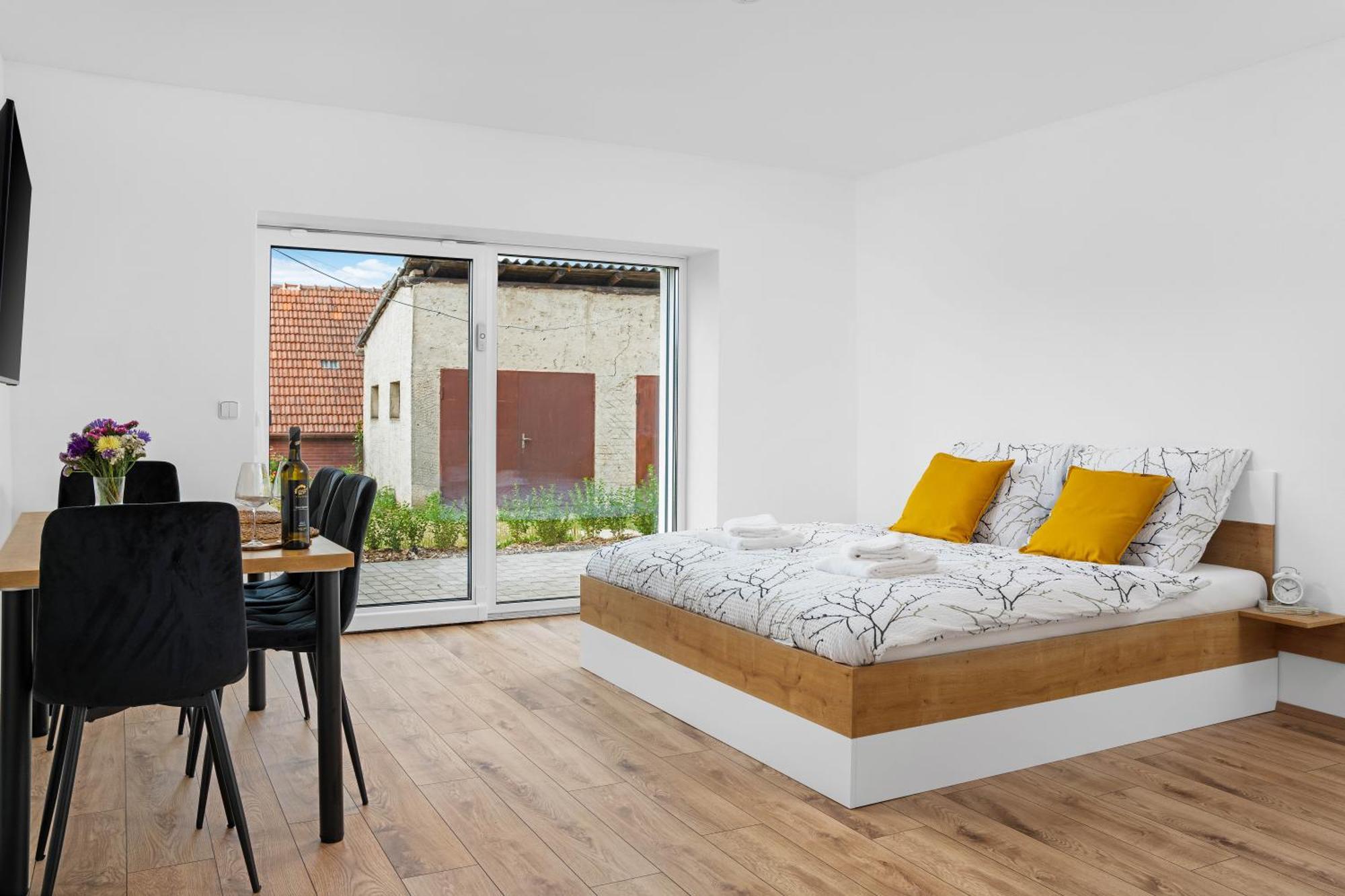 Apartmany Stastny Sklep Valtice Ngoại thất bức ảnh